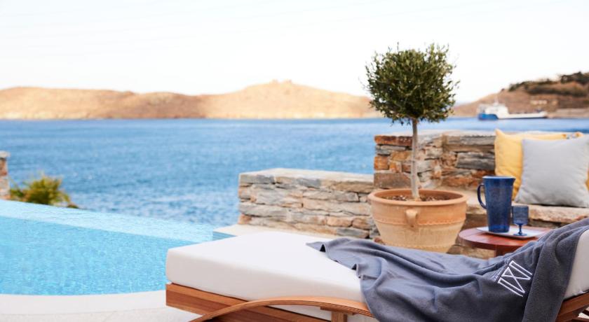 Kea Mare LV Villas
