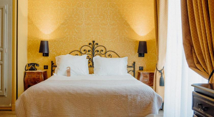Image of Deluxe Double or Twin Room 1