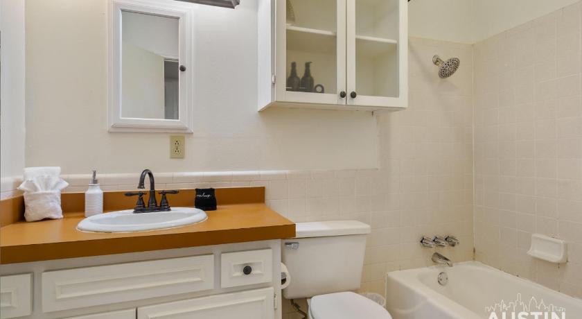 オースティン Near UT Campus Nightlife 1BR 1BA Apt Free Parkin By Austin Vacay 3つ星 宿泊施設 眺望