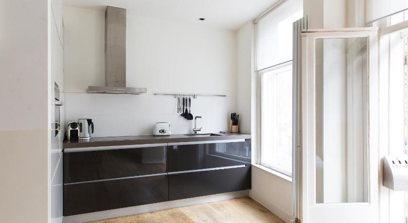 Marnix Design 1 - 2BR Downtown Dream photo