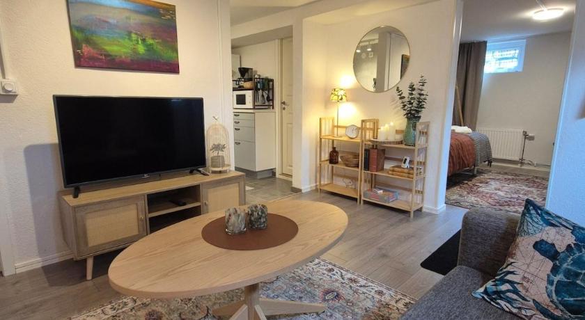 Stay near Elmia and Vatterstranden