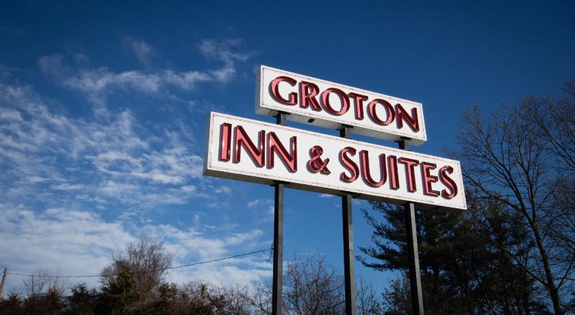 Groton Inn & Suites