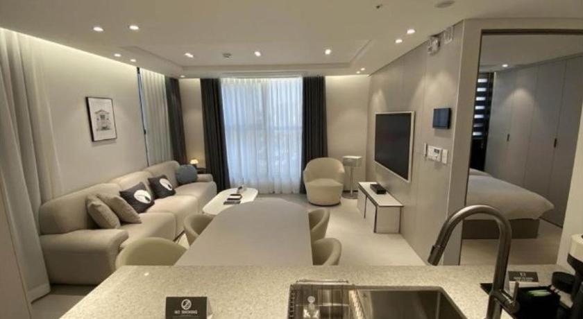 서울 호텔 더 디자이너스 LYJ 스위트 역삼 (HOTEL THE DESIGNERS LYJ SUITE YEOKSAM) 호텔 외관