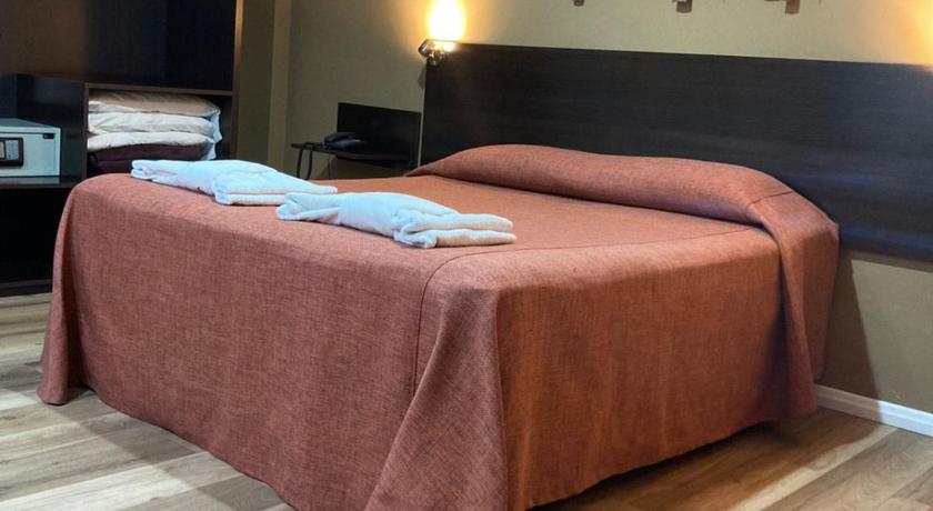 阿尔蒂加斯 Hotel Casino San Eugenio del Cuareim 4星级 酒店 套房