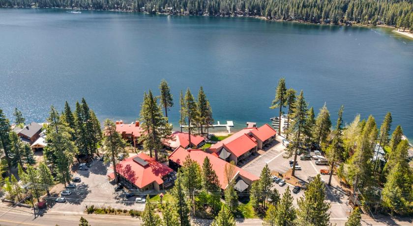 트러키 (CA) Cozy Deluxe Studio #131 at Donner Lake Village 4성급 숙소 레스토랑