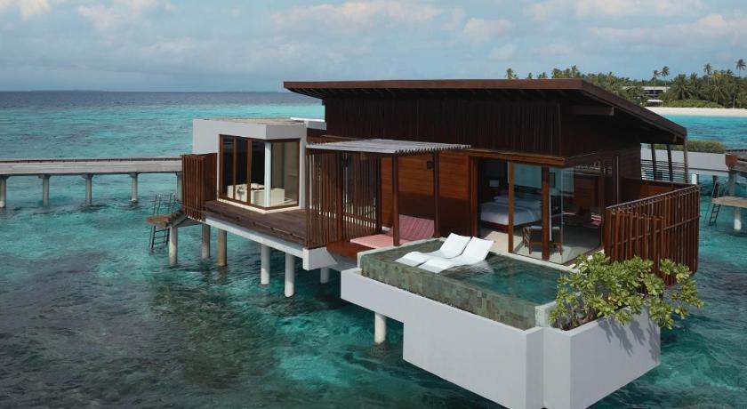 Bilde av Overwater Sunset Pool Villa 9