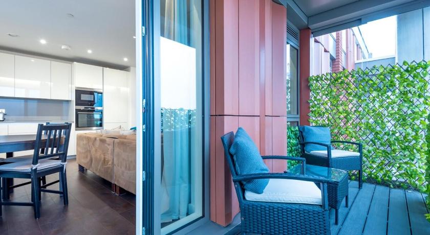 Lexington Suite Devereux Residences - main image