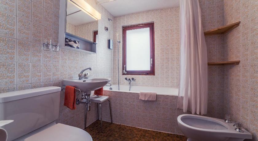 Image of Small Double or Twin Room 2