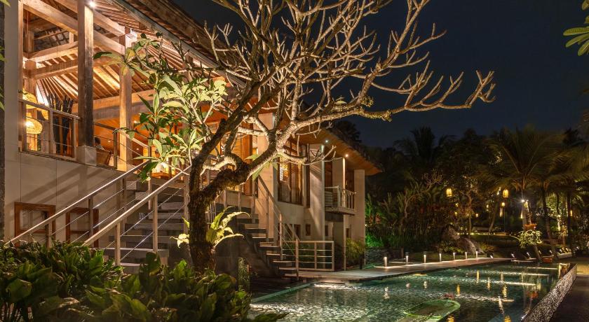 Chapung Sebali Resort