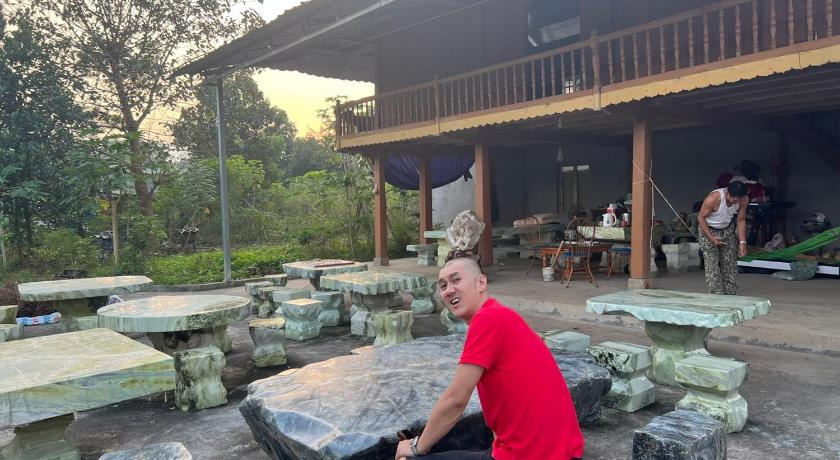 Fish Farm Homestay
