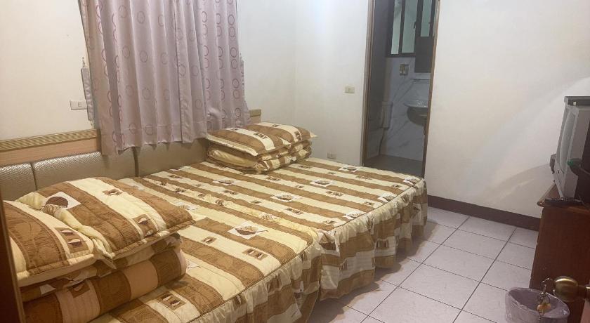 Image of Quadruple Room with Mountain View 1