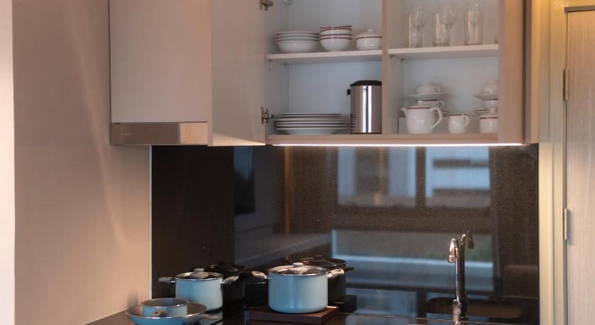 Bangkok Radisson Hotel Chateau de Bangkok 4-Star Hotel view