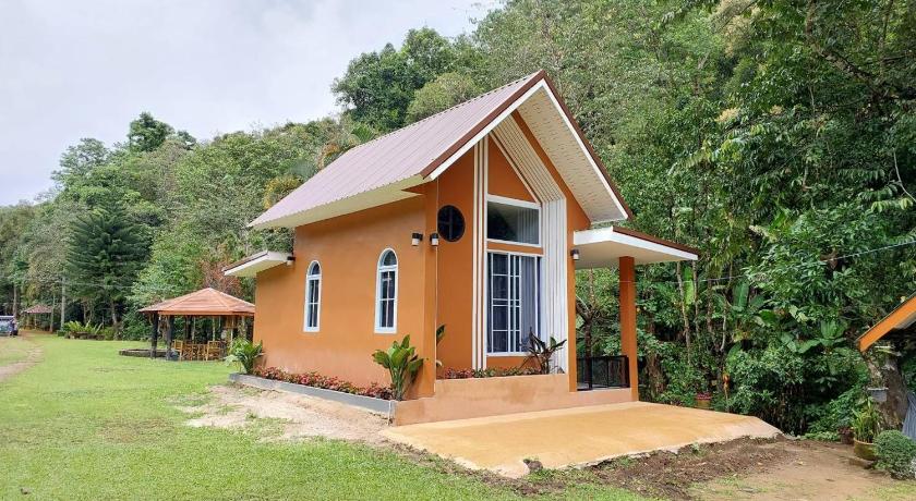 Ploy&Praew House 3