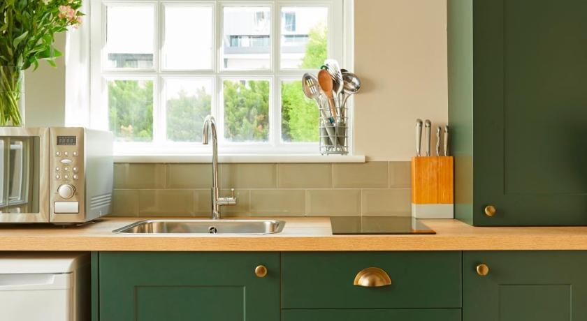 Image of Chinnery House Garden Apartment 8