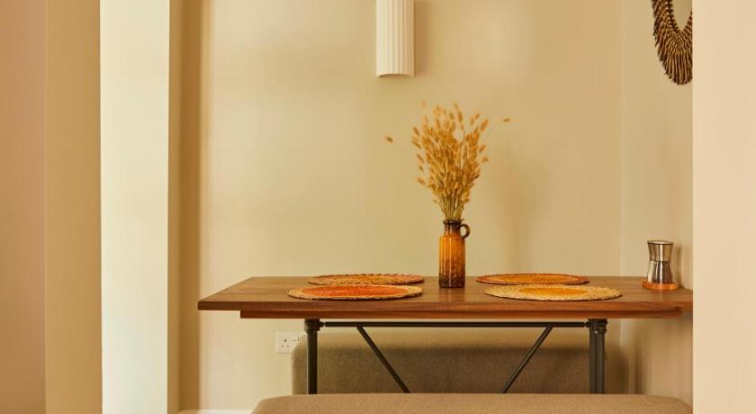 Image of Chinnery House Garden Apartment 10