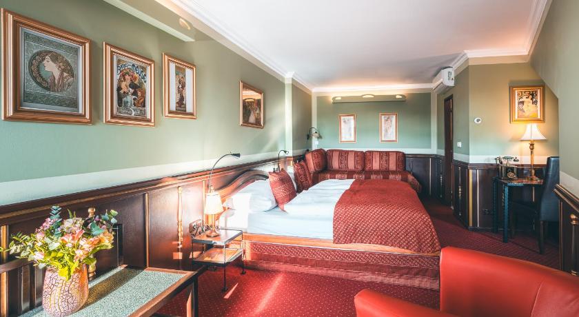 Image of Deluxe Room 1