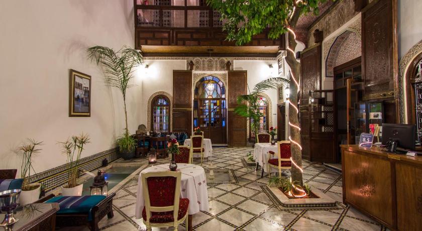 Riad Les Remparts De Fes photo