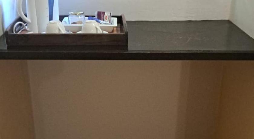 Image of Twin Room 3