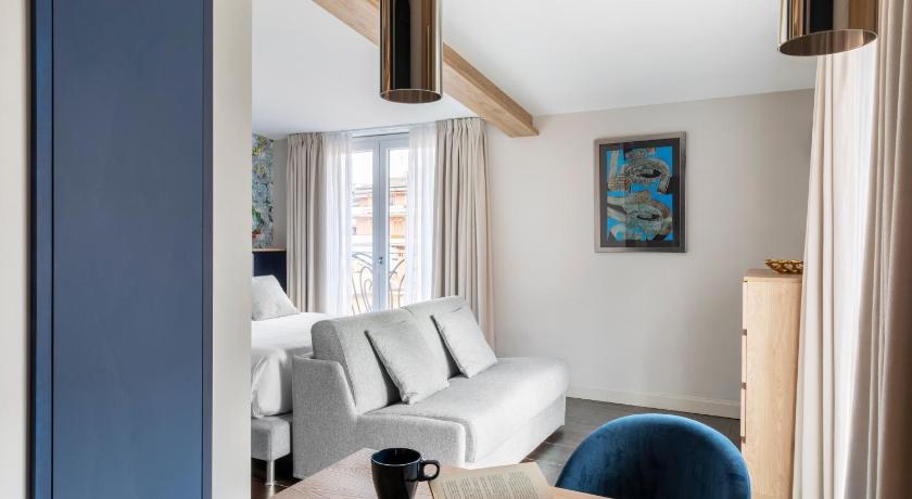 ローマ Patrizia Romana Palace 4つ星 ホテル 外観