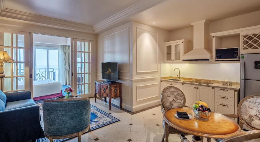 Image of Residence Suite 14