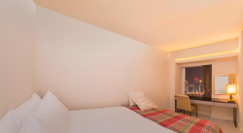 Image of 2-Bedroom Harbour View Quadruple Suite 9
