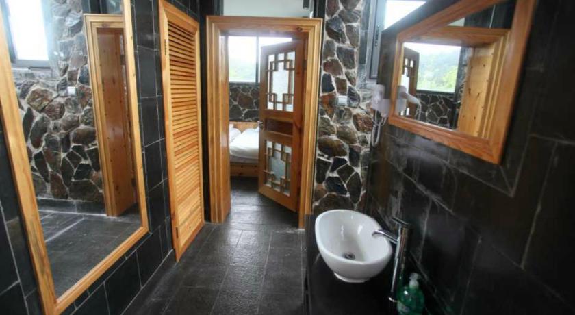 Image of Big Bunk Villa 2