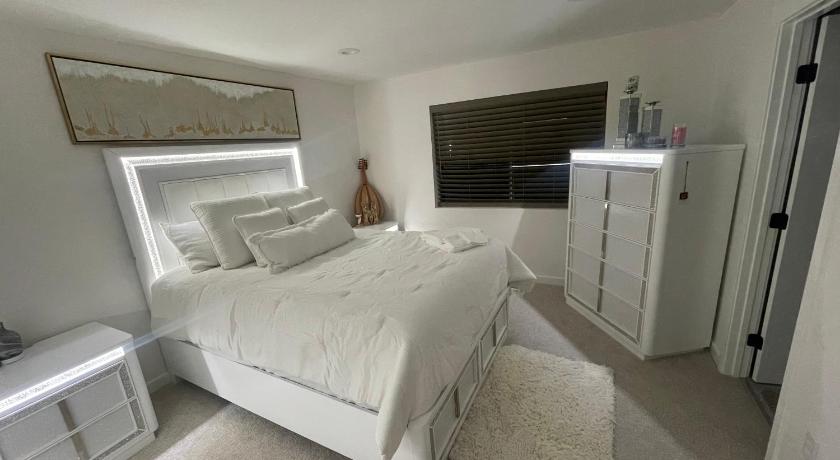 斯帕纳韦 Master bedroom, Spanaway 4星级 住宿 套房