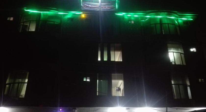 Kashmir Continental Hotel Murree - image 5