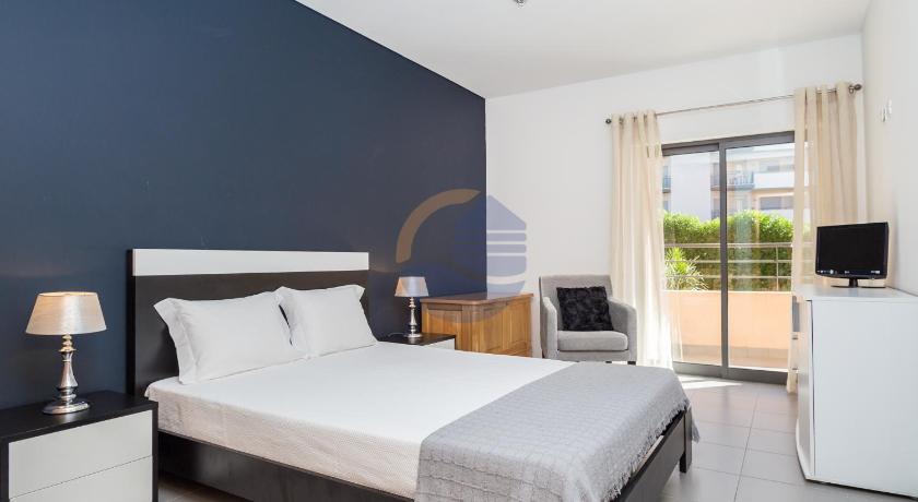 Image of Superior One-Bedroom Apartment - 4 0