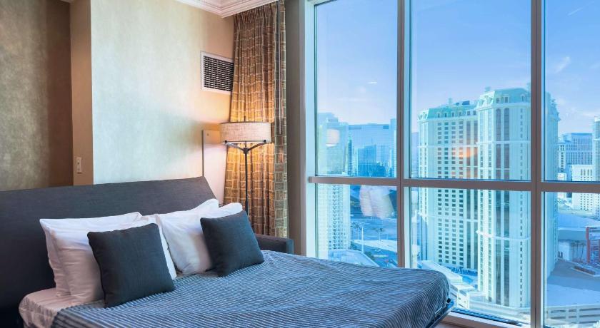 라스베이거스 / 라스베가스 (NV) No Resort Fee Strip View Suite + Free Valet+ Pool 4성급 숙소 로비