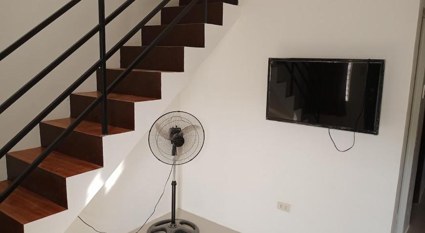 세부 BHS SERVICED APARTMENTS 2 BR in Carcar City 3성급 싱글룸 로비