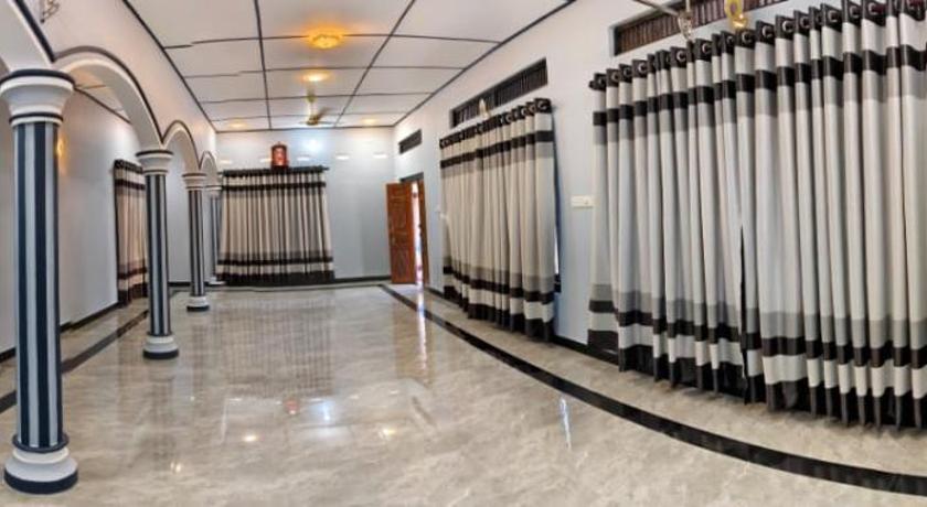 佩德罗角 Gunam guest house 酒店 泳池