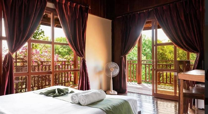 King szoba kilátással a medencére (King Room with Pool View) fotója 3