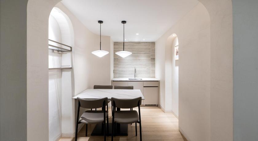 ソウル HOTEL ELIENA Seoul Gangnam 4つ星 ホテル 客室