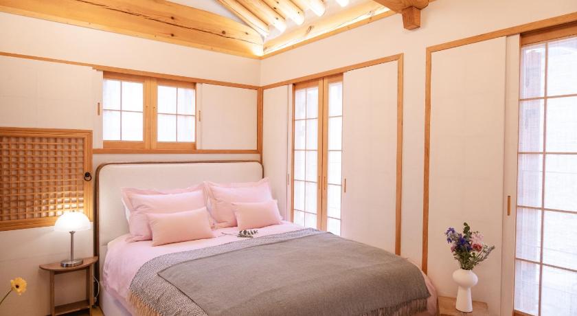 ソウル Numaru Stay - Luxury Private Hanoks in Seochon, Seoul 4つ星 ホテル プール