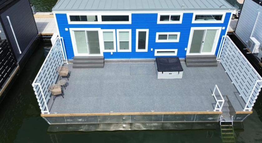 러셀 스프링스 Four Suns 4성급 숙소 객실