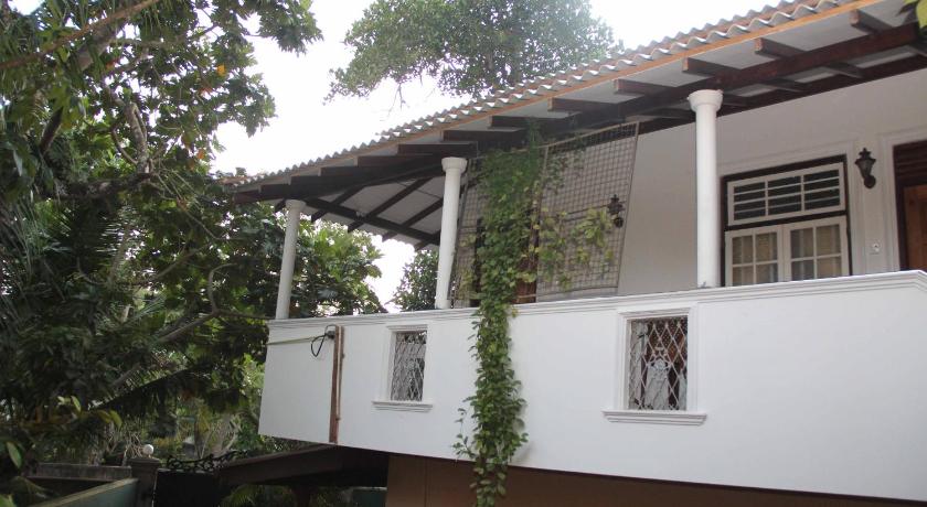 lionka guesthouse photo