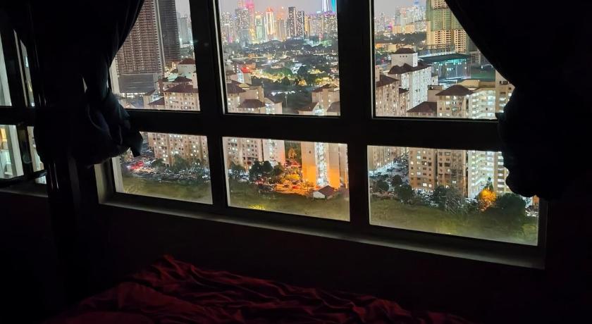 2 Rooms Apartment at Kuala Lumpur - image 3