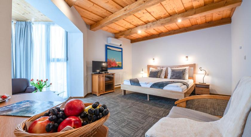 Vysoké Tatry Boutique Hotel Vila Lieska 4-Star Hotel pool