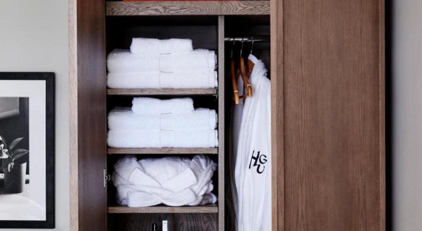 Image of King Room - Disability Access 3