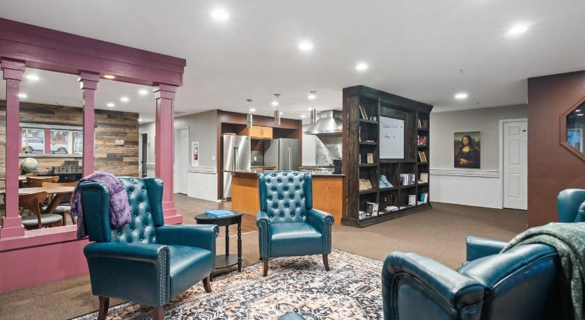 Library INN - main image