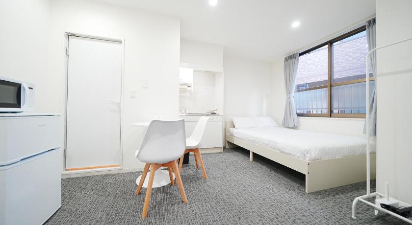 东京 GLOU Koiwa Tokyo - Economic APT in a Japanese Local Shopping Street, with Direct Access to Shinjuku  2星级 住宿 景观