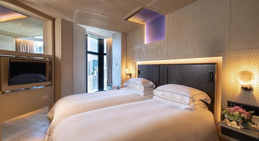 Image of Executive Suite 10