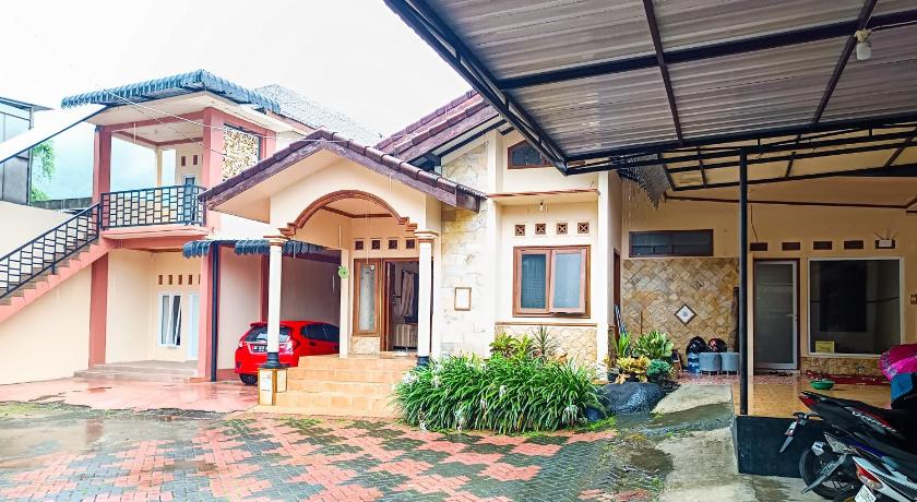 RedDoorz @ Dewa Breeze Inn Near Paralayang – Malang, MO