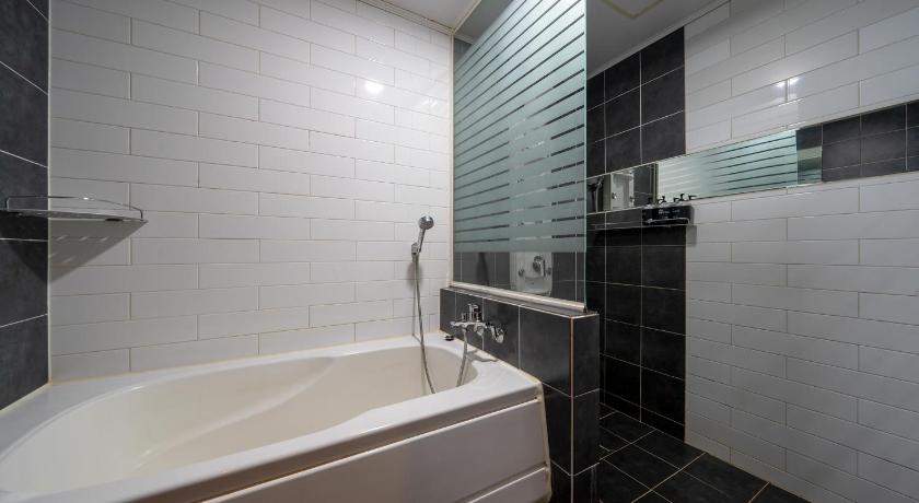 Image of Business Twin Room 9