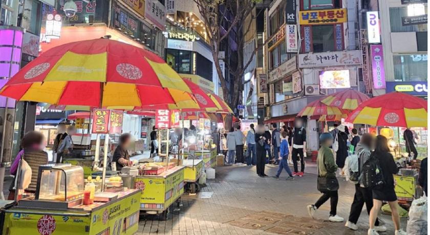 Busan Bay 202 Hotel 1-Star Hotel pool