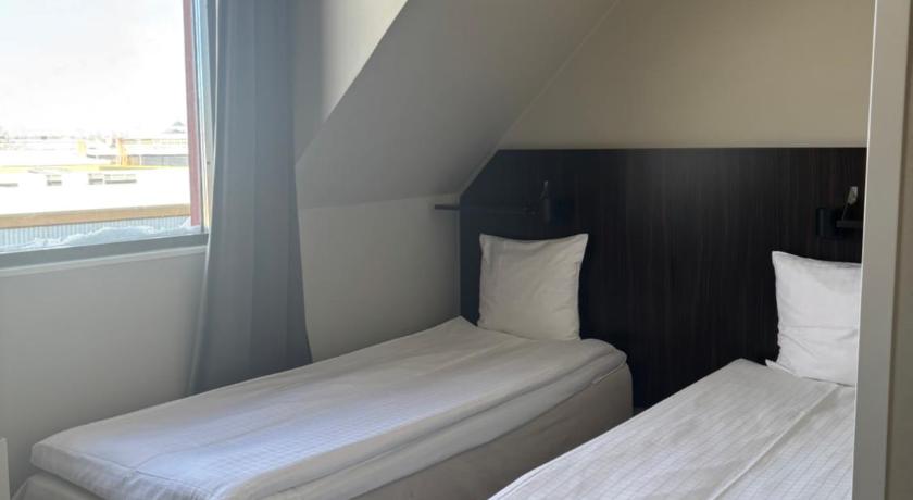 Image of Medium Double Room 7