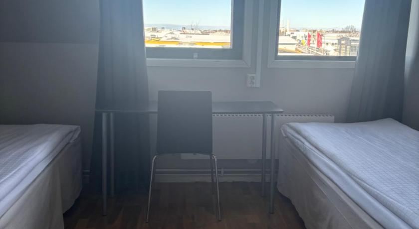Image of Medium Double Room 8