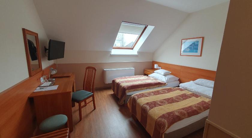 Image of Twin Room - Attic 0