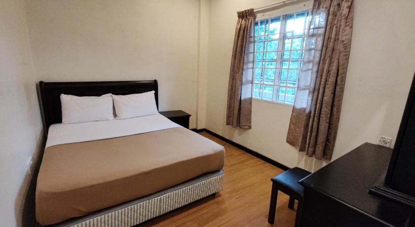 Image of Three-Bedroom Premium Apartment 0